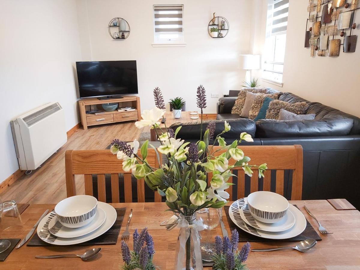 Inverness City Centre Apartment With Elevator And Google Chromecast エクステリア 写真