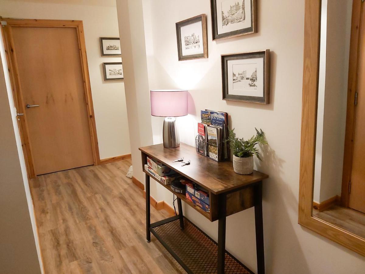 Inverness City Centre Apartment With Elevator And Google Chromecast エクステリア 写真