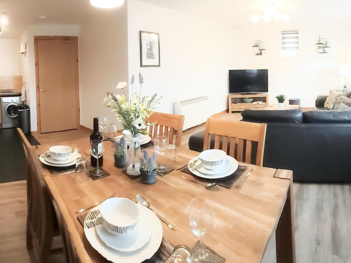Inverness City Centre Apartment With Elevator And Google Chromecast エクステリア 写真