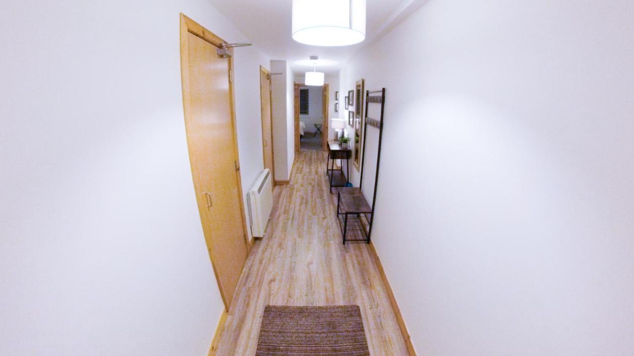 Inverness City Centre Apartment With Elevator And Google Chromecast エクステリア 写真